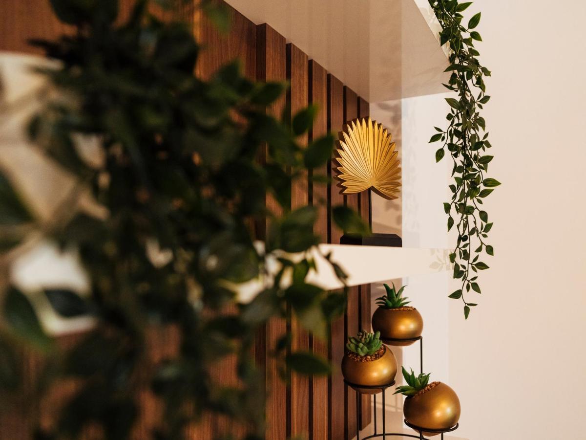 Cozy Special Pallady Apartament With Garden & Courtyard Bucarest Exterior foto